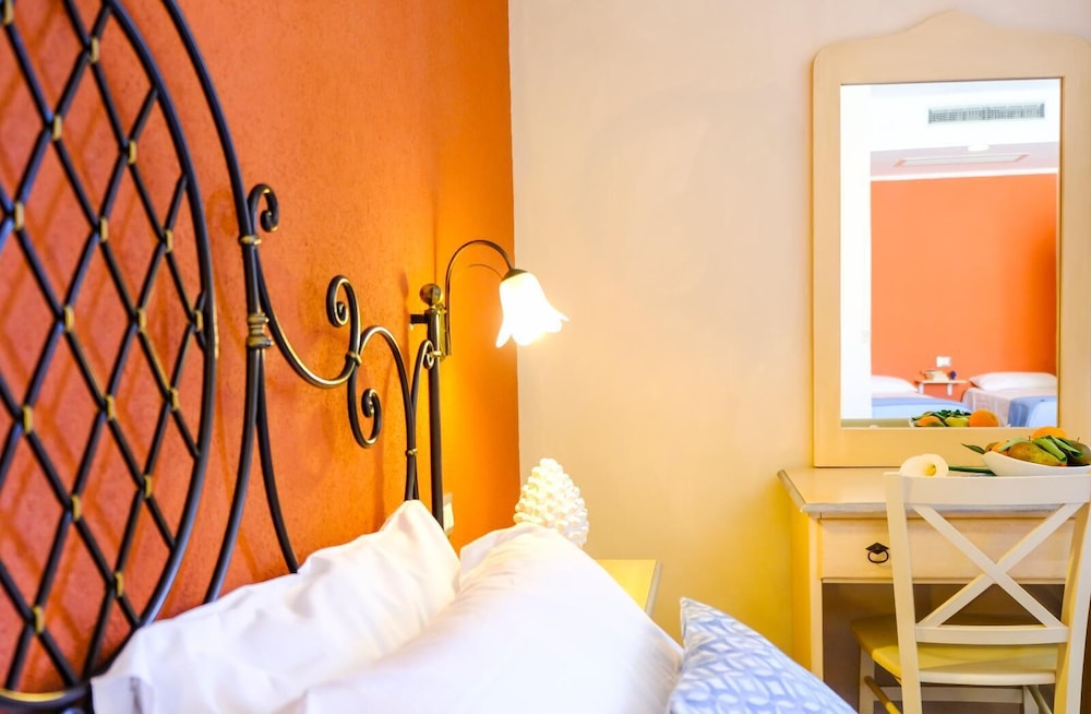 

Bari - Scopello, Trapani - Hotel Baglio Di Scopello