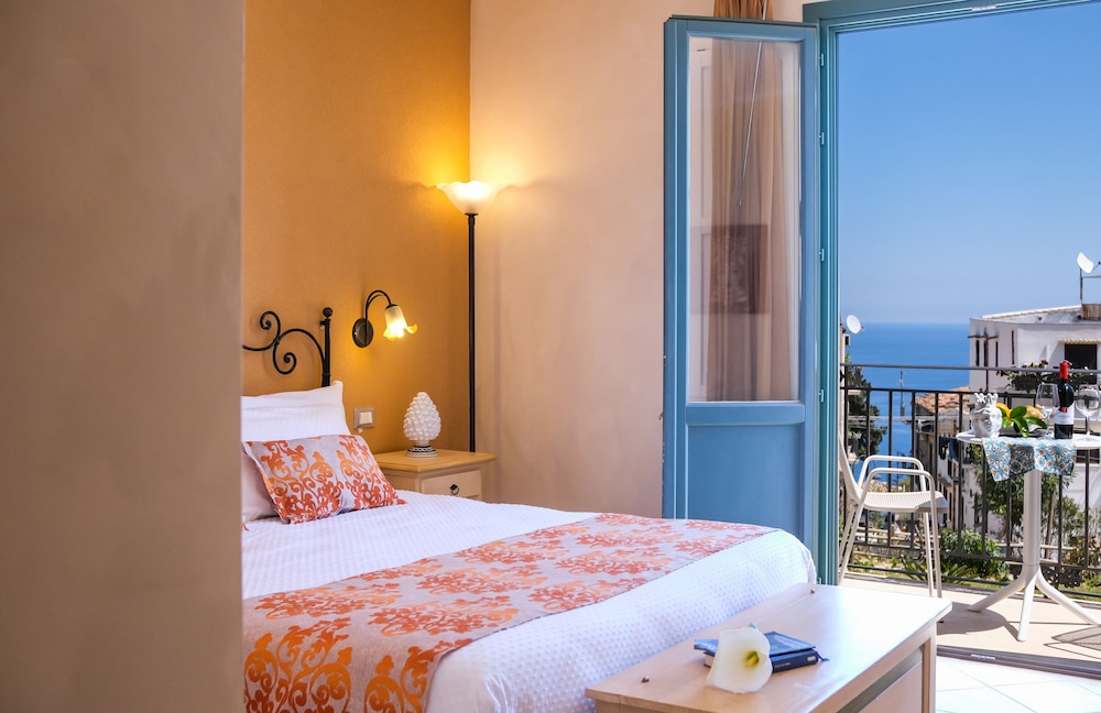 

Perugia - Scopello, Trapani - Hotel Baglio Di Scopello