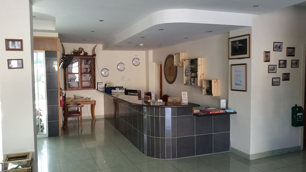 

Napoli - Limassol - M. Moniatis Hotel