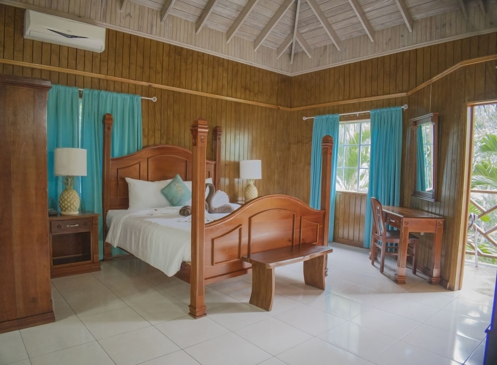 

Roma - Port Antonio - Bay View Eco Resort & Spa