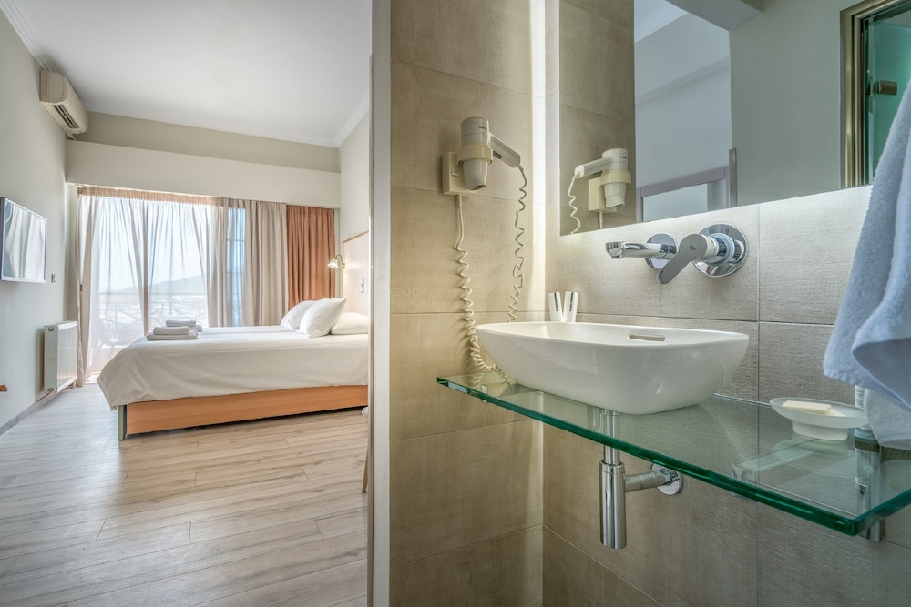 

Bologna - Isola di Zante, Isole Greche - Phoenix Hotel