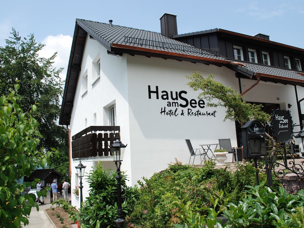 

Milano - Foresta Nera, Germania - Das Haus am See