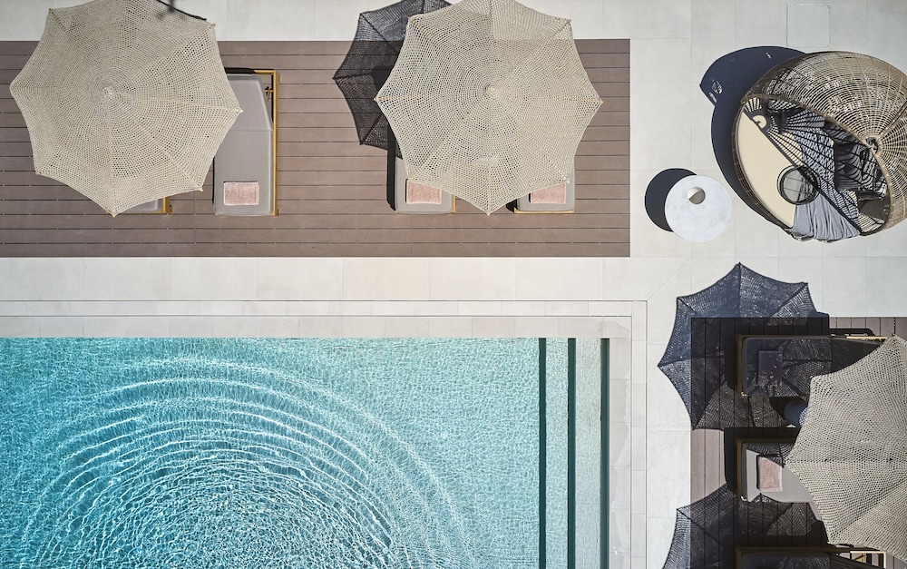 

Milano - Sifnos - Nival Boutique Hotel