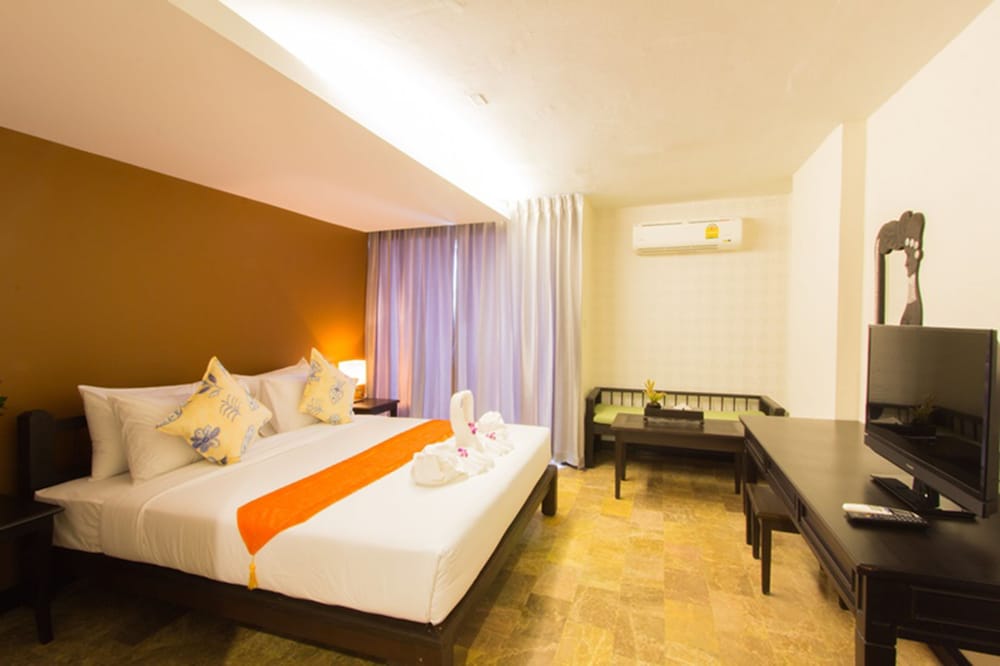 

Milano - Bangkok - All Together Suite