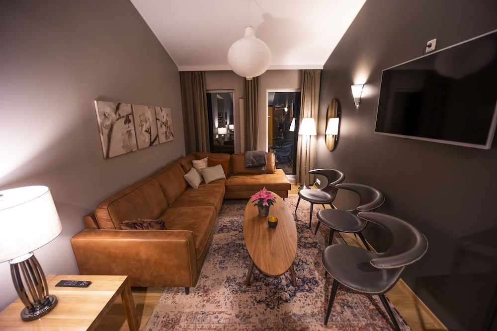 

Roma - Hveragerði - Hotel Kvika