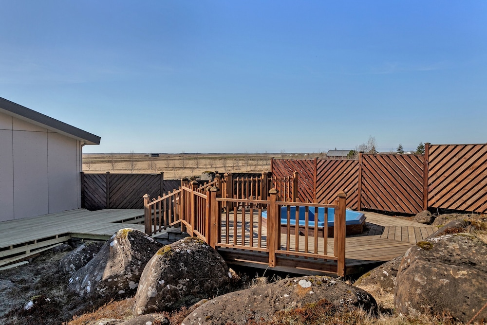 

Roma - Hveragerði - Hotel Kvika