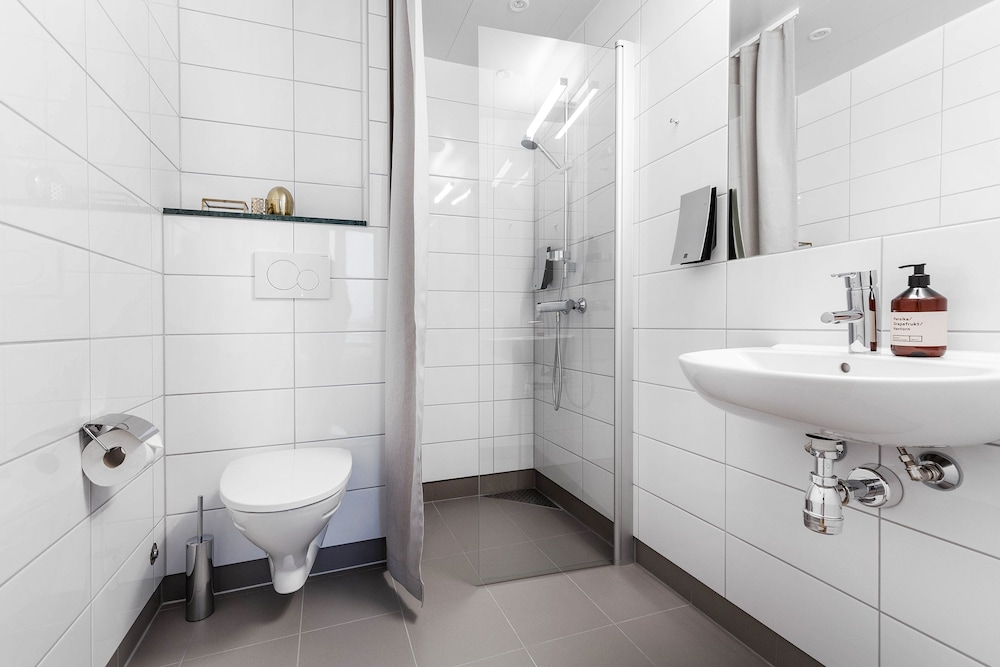 

Napoli - Solna - Biz Apartment Bromma