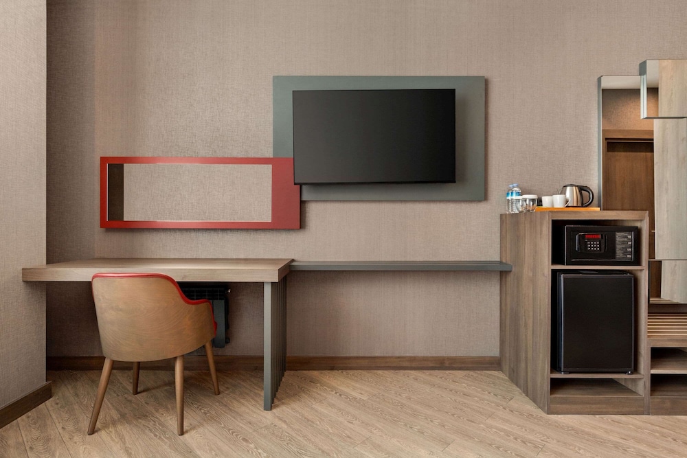 

Torino - Beylikduzu - Ramada Encore by Wyndham Istanbul Avcilar