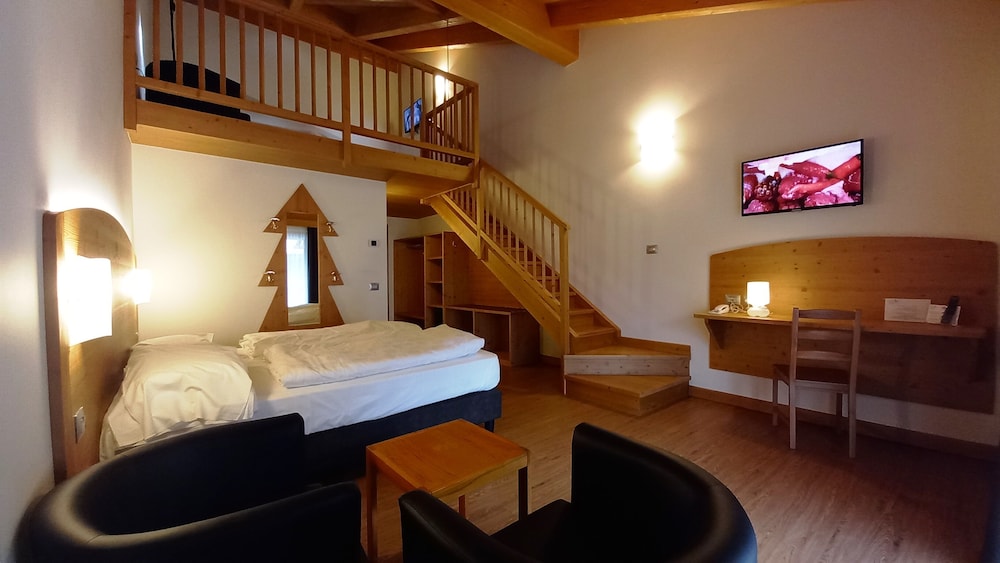 

Bari - Trento - Hotel Monte Bondone
