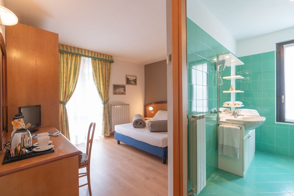 

Napoli - Aprica - Hotel Posta