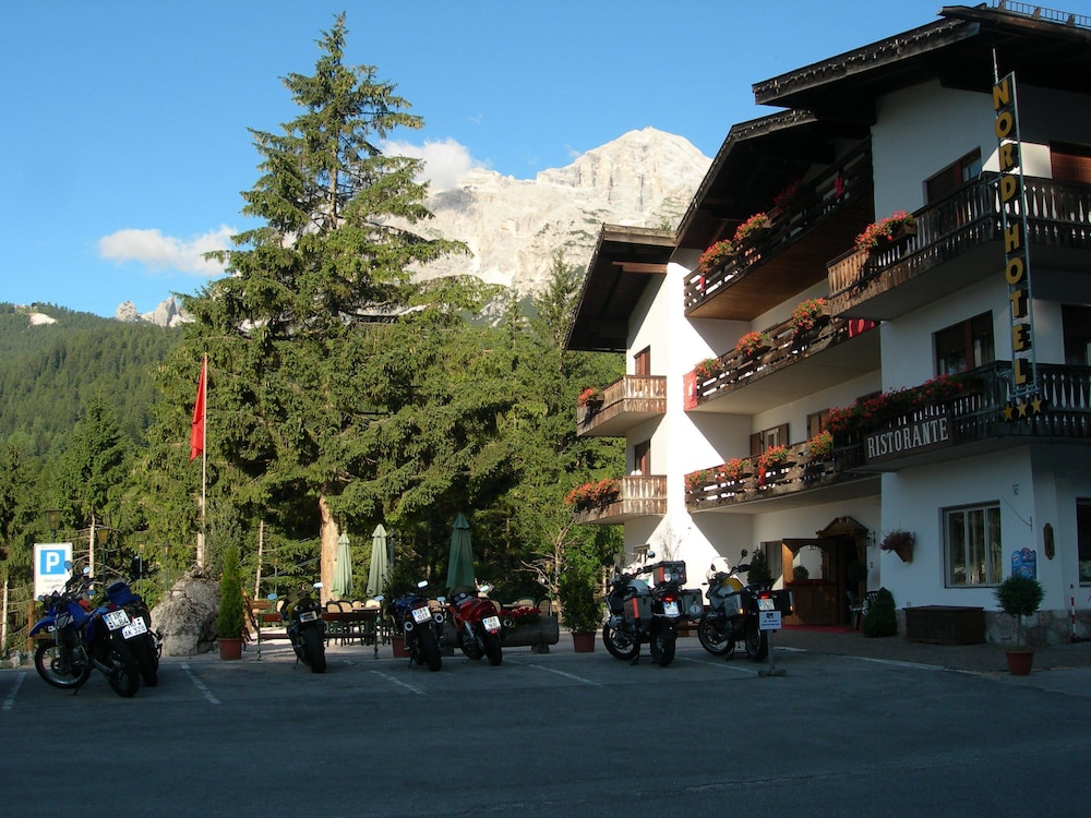 

Milano - Cortina d'Ampezzo - Nord Hotel