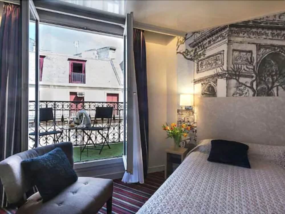 

Bari - Neuilly-sur-Seine - Hôtel Harvey