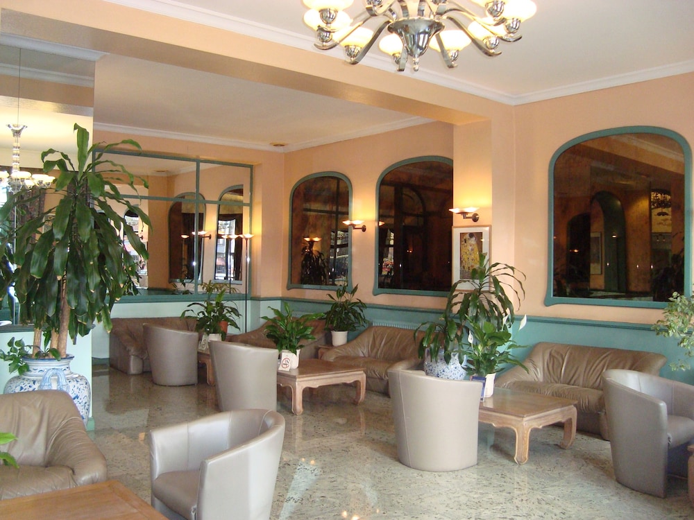 

Bologna - Drogenbos - Hotel Le Dome