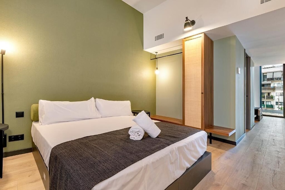 

Milano - Hospitalet de Llobregat - Hotel Orangine