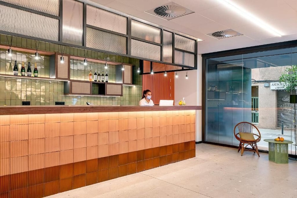 

Bari - Hospitalet de Llobregat - Hotel Orangine