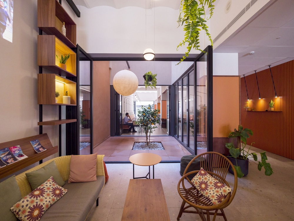 

Bologna - Hospitalet de Llobregat - Hotel Orangine