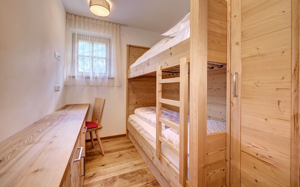 

Cagliari - Monguelfo - Alpine Nature Hotel Stoll