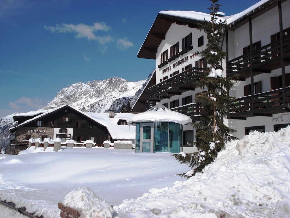 

Milano - Moena - Hotel Monzoni - San Pellegrino