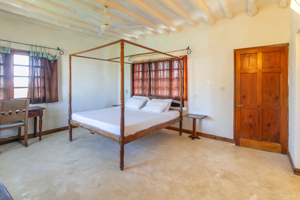 

Bologna - Marafiki - Pearls and Corals Resort