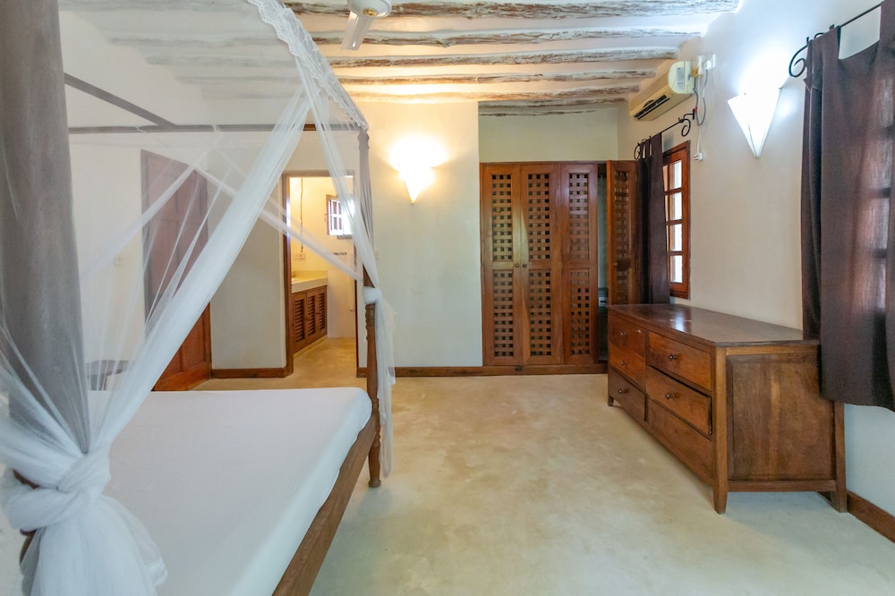 

Napoli - Malindi - Pearls and Corals Resort