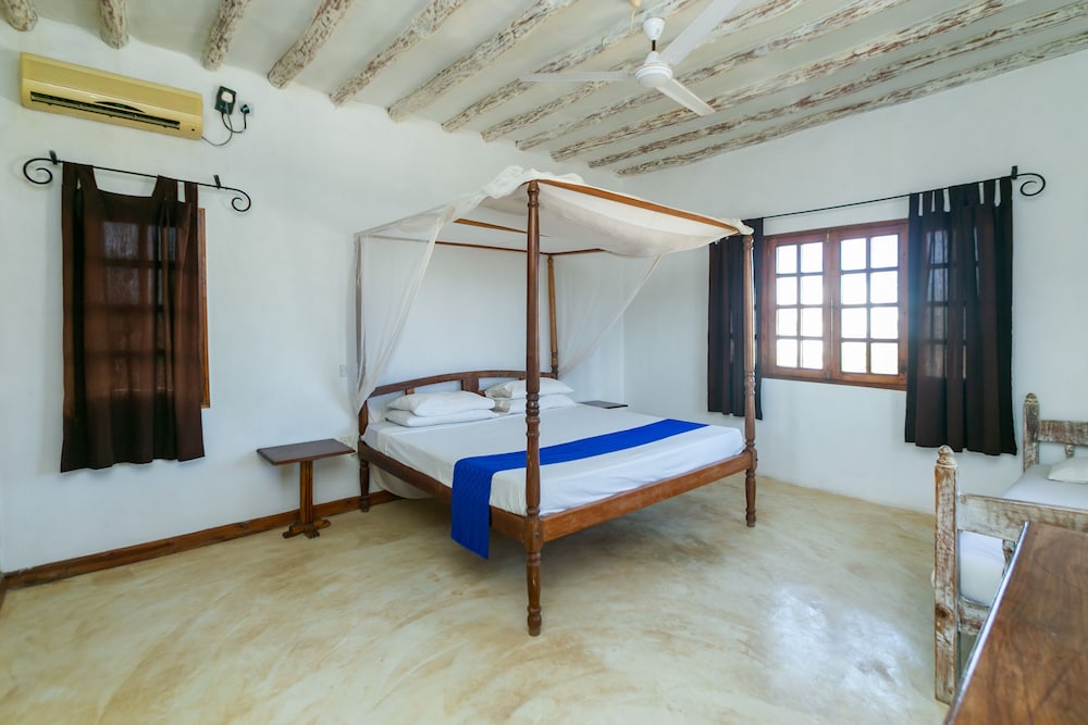 

Milano - Marafiki - Pearls and Corals Resort