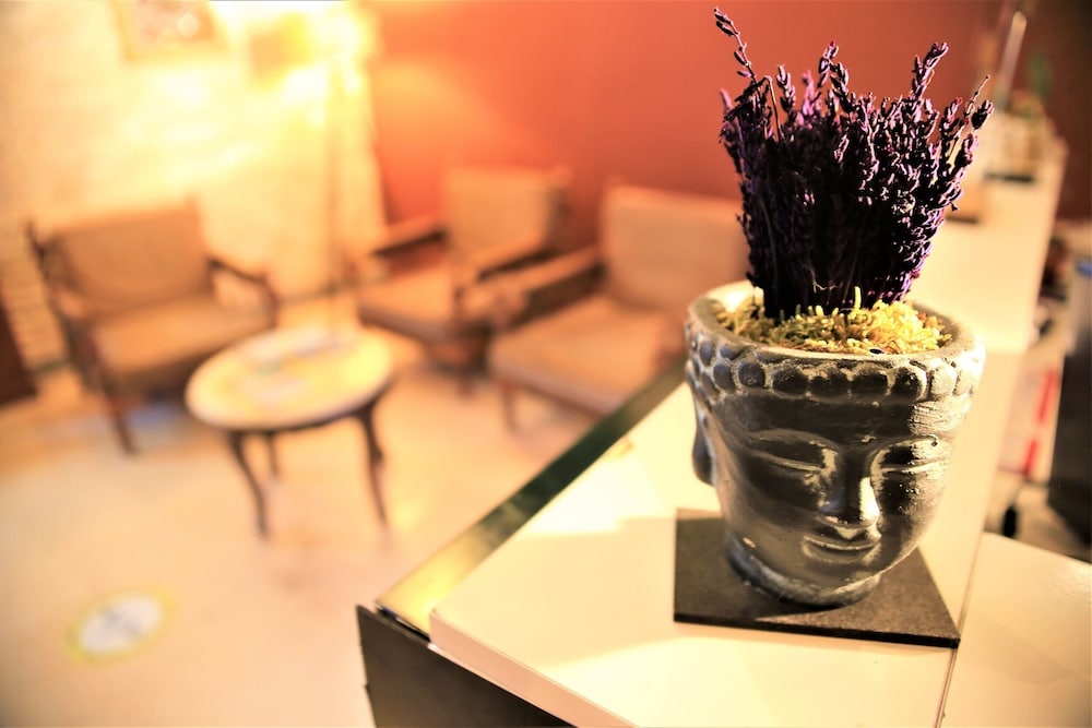 

Milano - Çeşme - Lavender Otel
