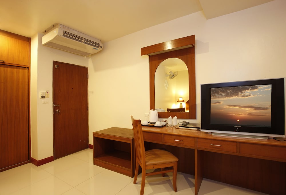 

Bologna - Patong Beach - Orchid Resortel
