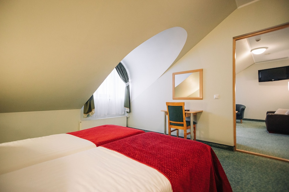 

Ancona - Tallinn - Rixwell Viru Square Hotel Tallinn