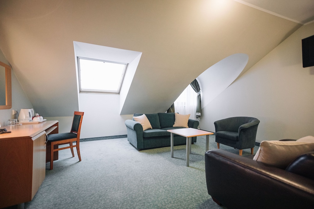 

Napoli - Tallinn - Rixwell Viru Square Hotel Tallinn