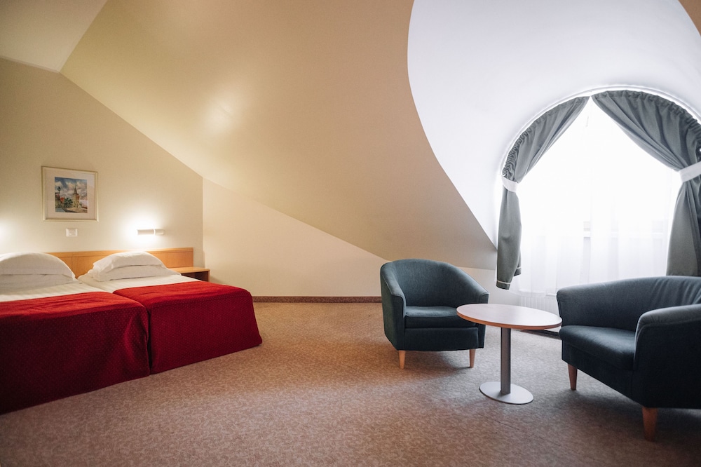 

Bologna - Tallinn - Rixwell Viru Square Hotel Tallinn
