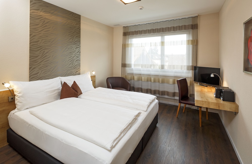 

Napoli - Bremgarten - Villmergen Swiss Quality Hotel