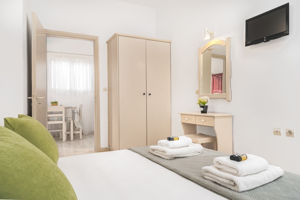 

Napoli - Vasilikos - Pyrgaraki Studios and Apartments