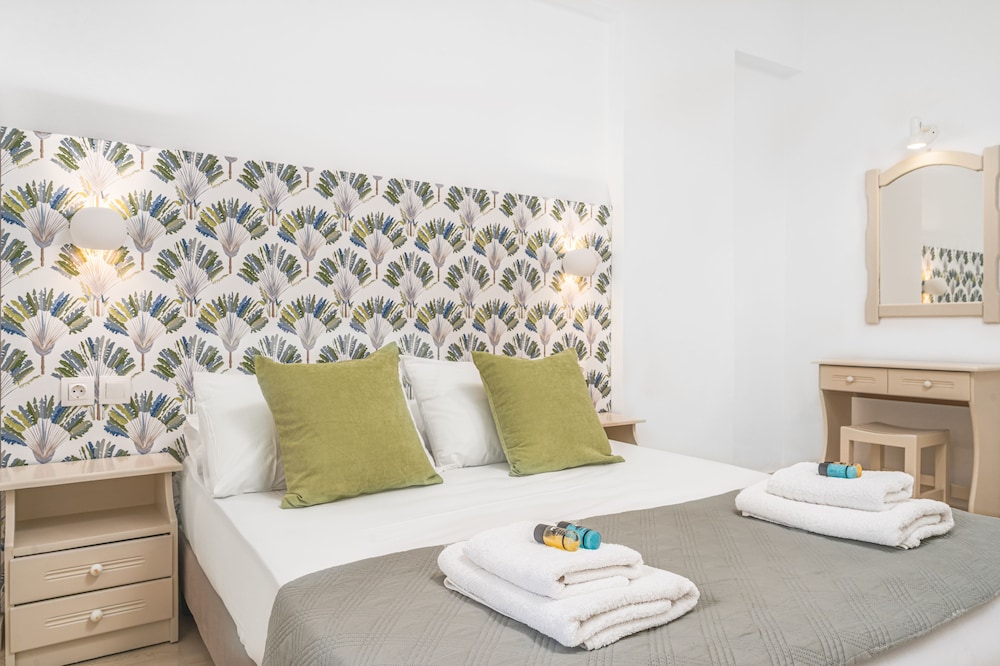 

Bari - Vasilikos - Pyrgaraki Studios and Apartments