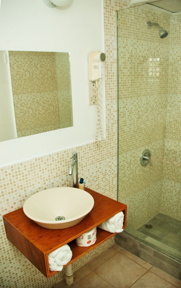 

Verona - Kingston - Grand Hotel Excelsior Port Royal
