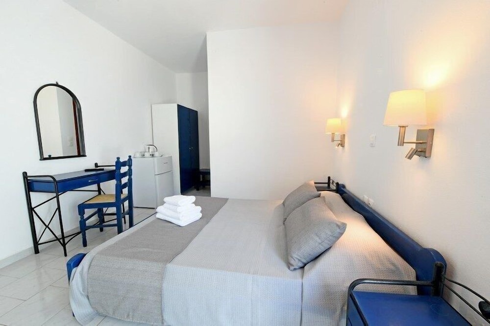 

Milano - Megalokhórion - Lunar Santorini Hotel