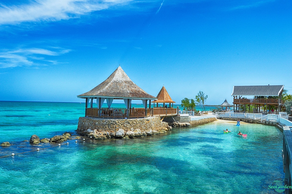 

Napoli - Montego Bay - SeaGarden Beach Resort - All Inclusive
