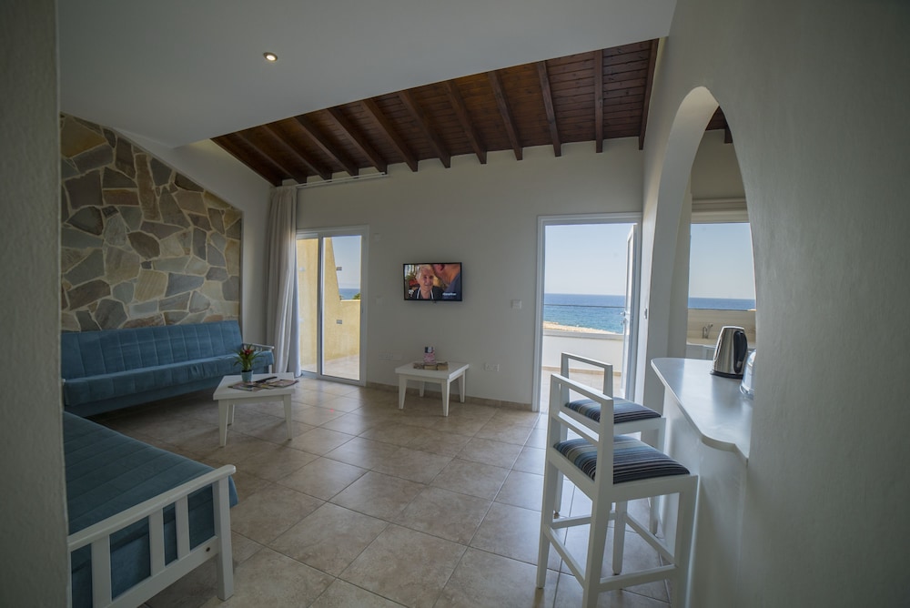 

Napoli - Ayia Napa - MyroAndrou Beach Hotel Apartments