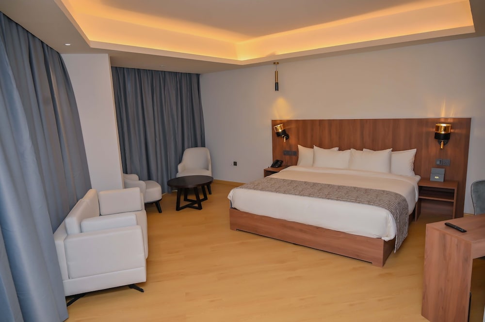 

Bologna - Gorée - AXIL Hôtel
