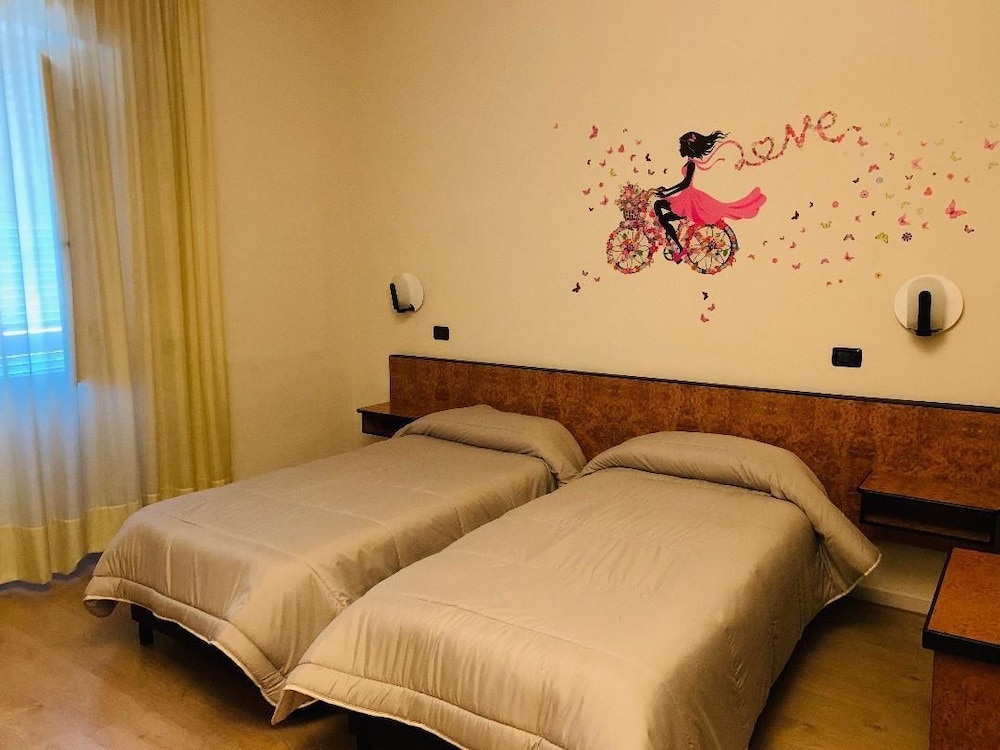 

Venezia - Rossano Calabro - Hotel Scigliano