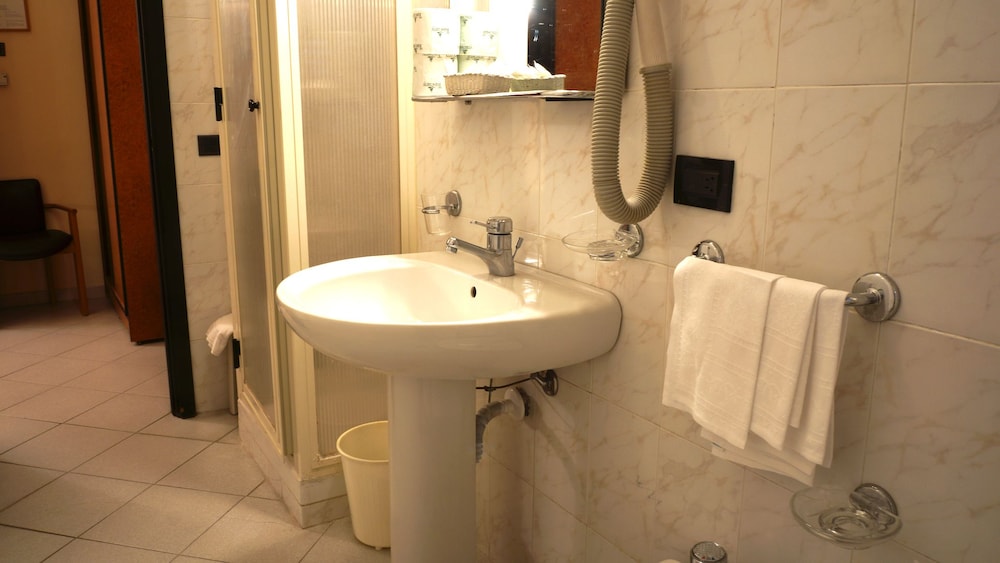 

Napoli - Rossano Calabro - Hotel Scigliano