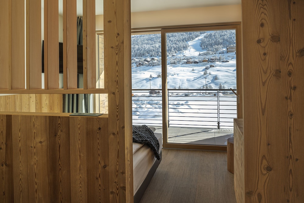 

Palermo - Livigno - Vetta Alpine Relax