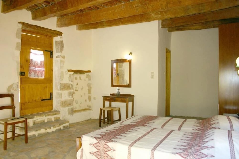 

Ancona - Creta Ovest - Chania, Grecia - Vafes Traditional Stone Houses