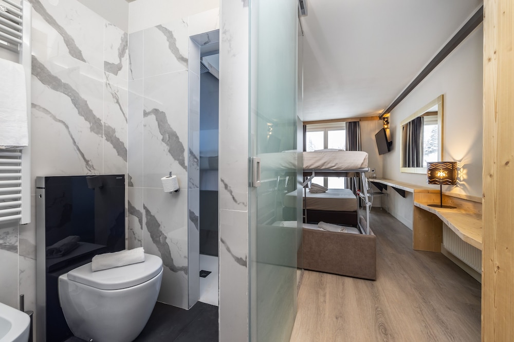 

Bari - Passo del Tonale - Hotel Piandineve