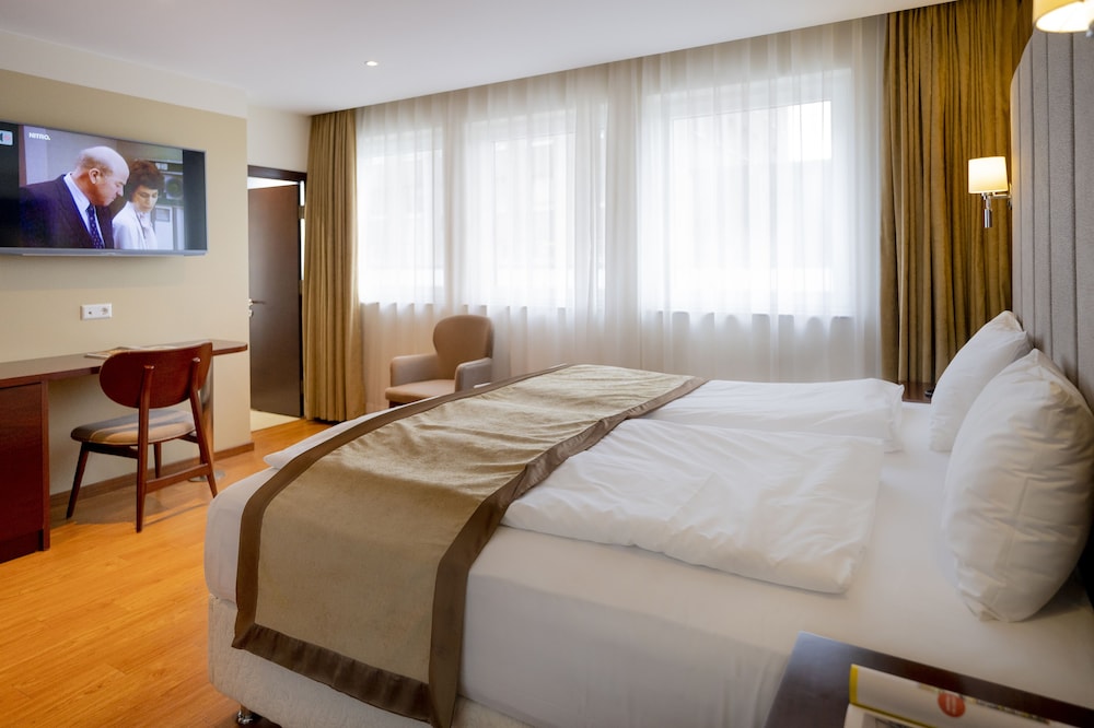 

Milano - Hürth - Palast Hotel