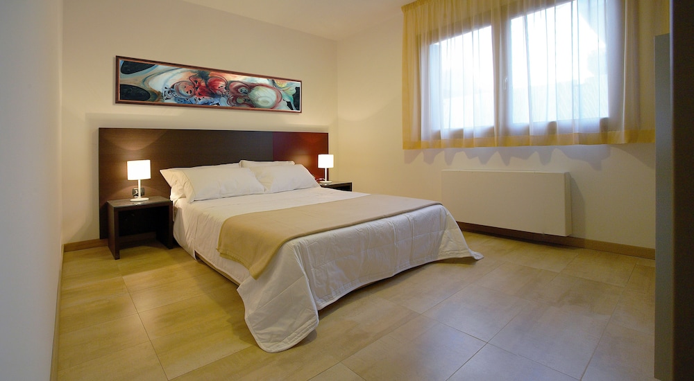

Torino - Acireale - Catania Hills Residence