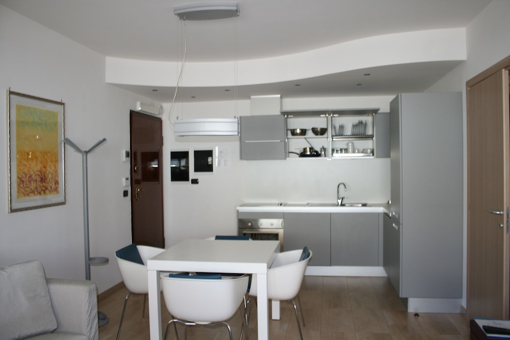 

Bologna - Acireale - Catania Hills Residence