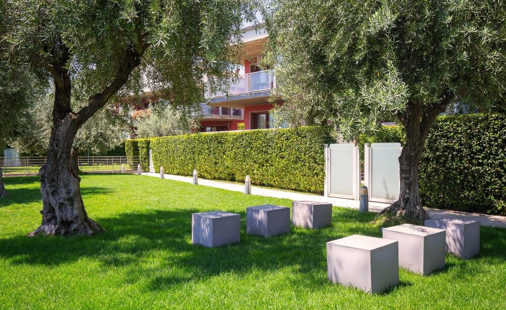 

Torino - Acireale - Catania Hills Residence