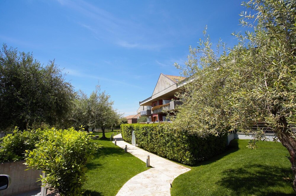 

Genova - Acireale - Catania Hills Residence
