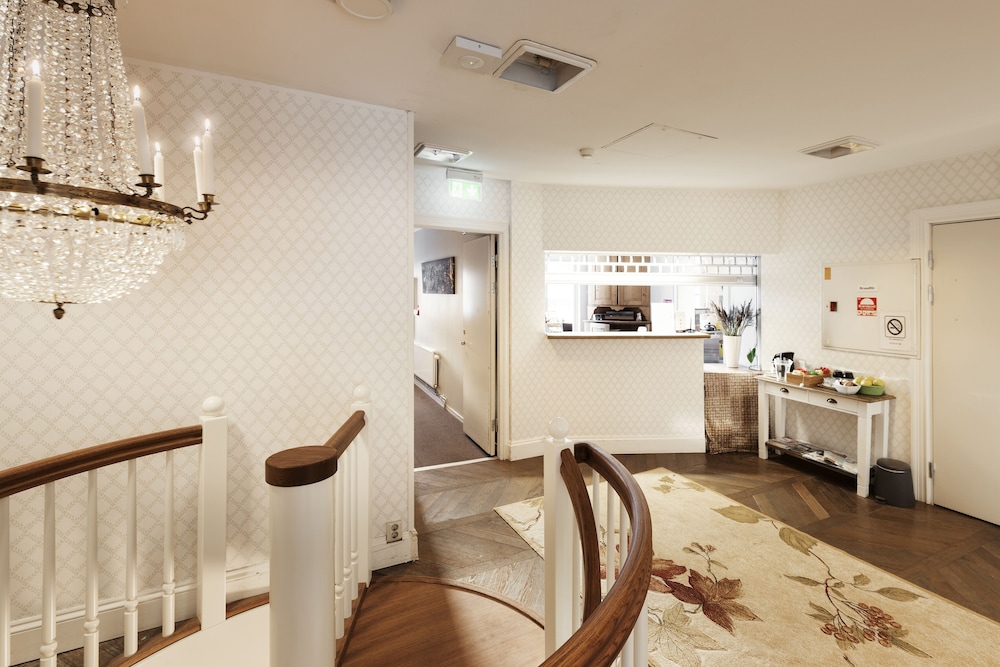 

Milano - Luleå - SPiS Hotell Amber