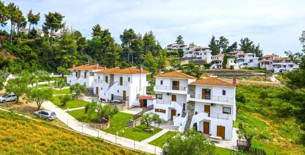 

Milano - Sani Beach - Elani Elaia Villas